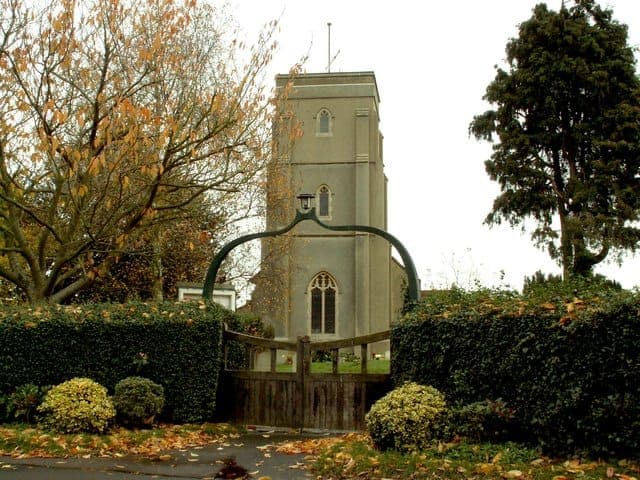 Chelmondiston
