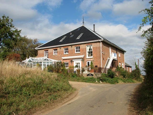 Claxton